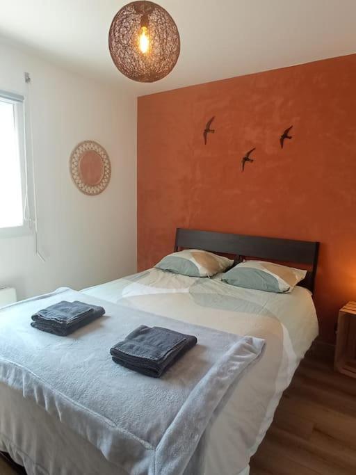A 50 M De La Plage, Appartement De 35 M2 : Les Pieds Sales Brehal Exterior photo