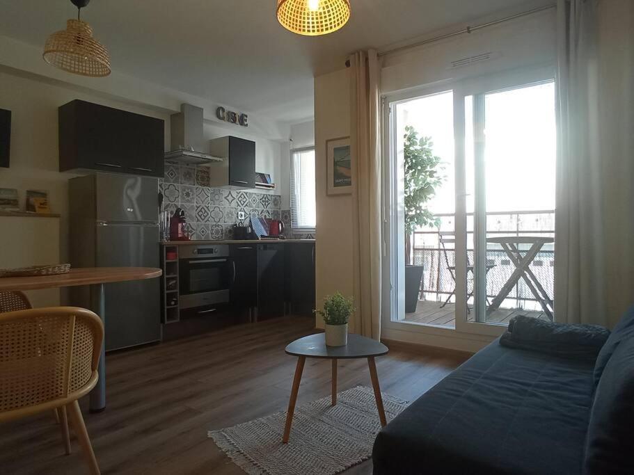 A 50 M De La Plage, Appartement De 35 M2 : Les Pieds Sales Brehal Exterior photo