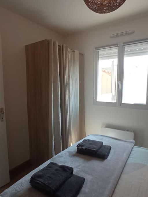 A 50 M De La Plage, Appartement De 35 M2 : Les Pieds Sales Brehal Exterior photo